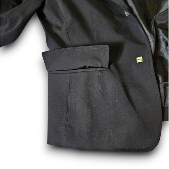 MCM (Authentic) Sleek Black Single Breasted Blazer Suit Lined Jacket, Size M/6-8 - Picture 5 of 10